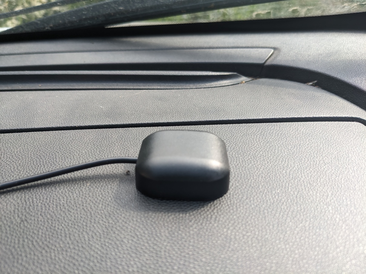A magnetic GPS antenna for the van roof.